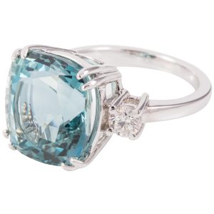 Beautiful Mozambique Aquamarine & Diamond 18ct White Gold Ring