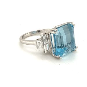 Natural, Unheated Aquamarine & Diamond 18ct White Gold Ring