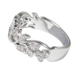 18ct White Gold Filigree Diamond Ring